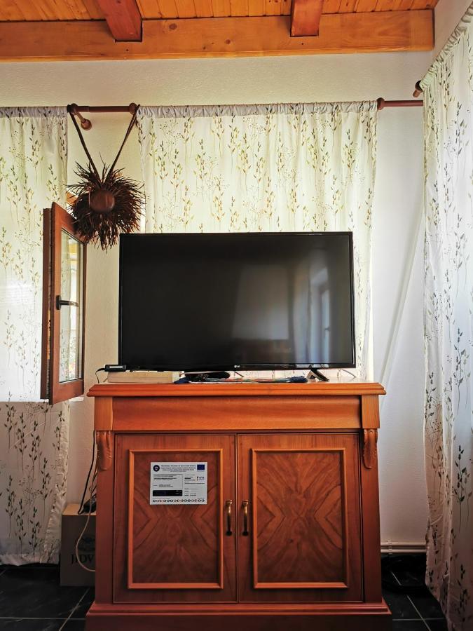 Jugul Taranului Agropensiune Polovragi, Gorj Villa Exteriör bild
