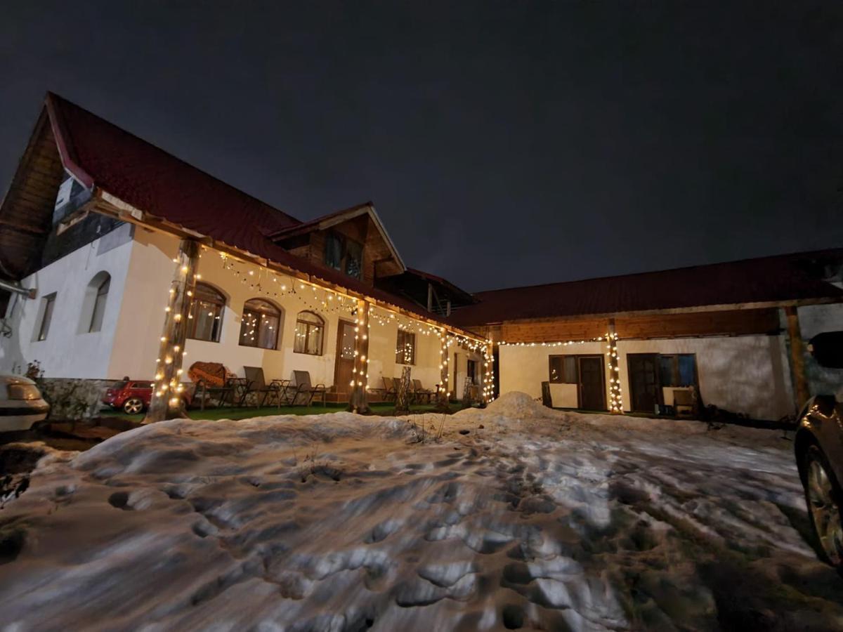 Jugul Taranului Agropensiune Polovragi, Gorj Villa Exteriör bild